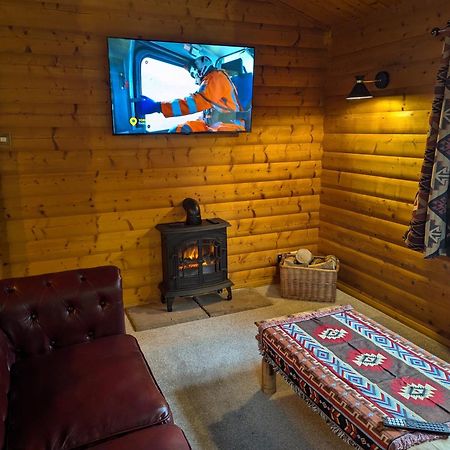Pineshadow Lodge-Dog Friendly Kenwick Park Louth لاوث المظهر الخارجي الصورة