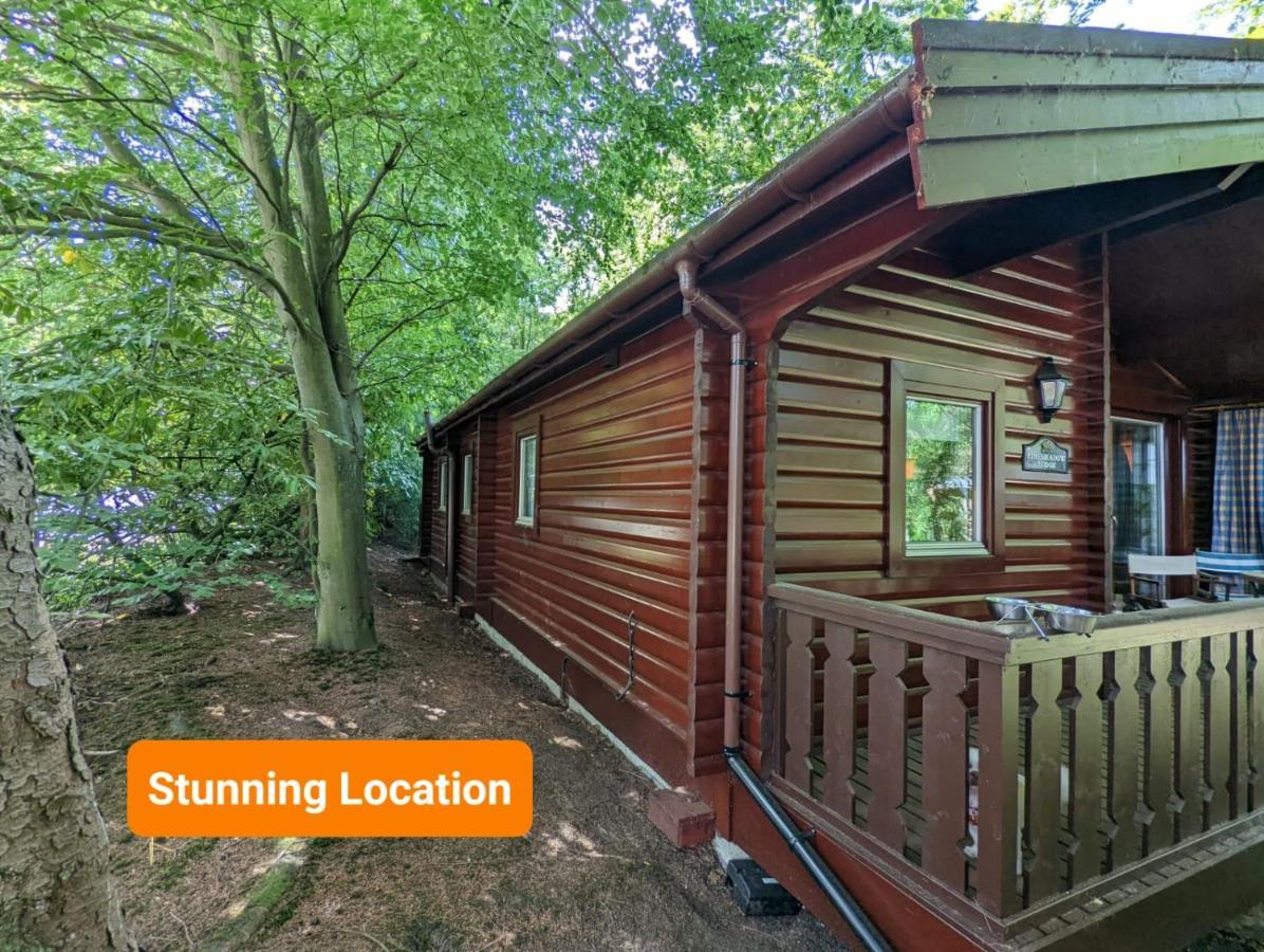 Pineshadow Lodge-Dog Friendly Kenwick Park Louth لاوث المظهر الخارجي الصورة
