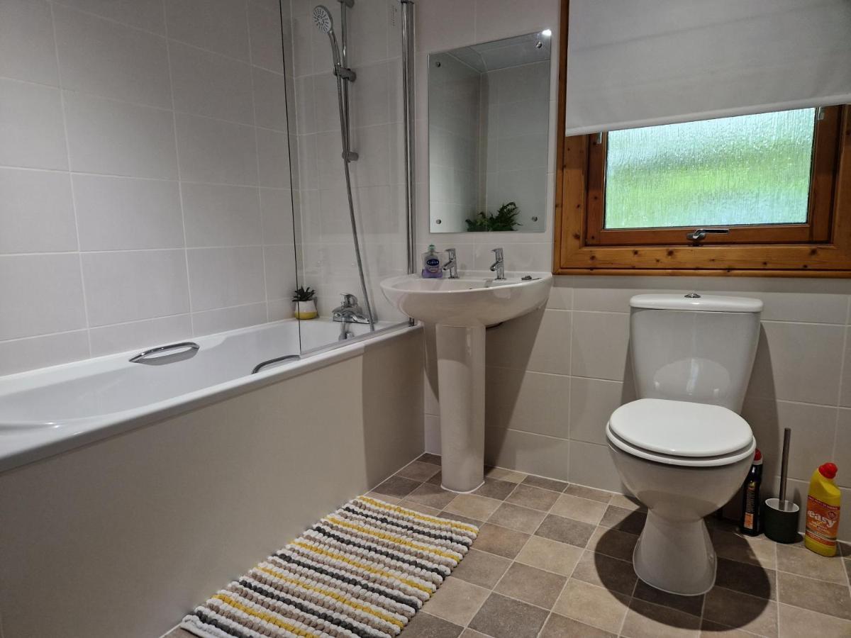 Pineshadow Lodge-Dog Friendly Kenwick Park Louth لاوث المظهر الخارجي الصورة