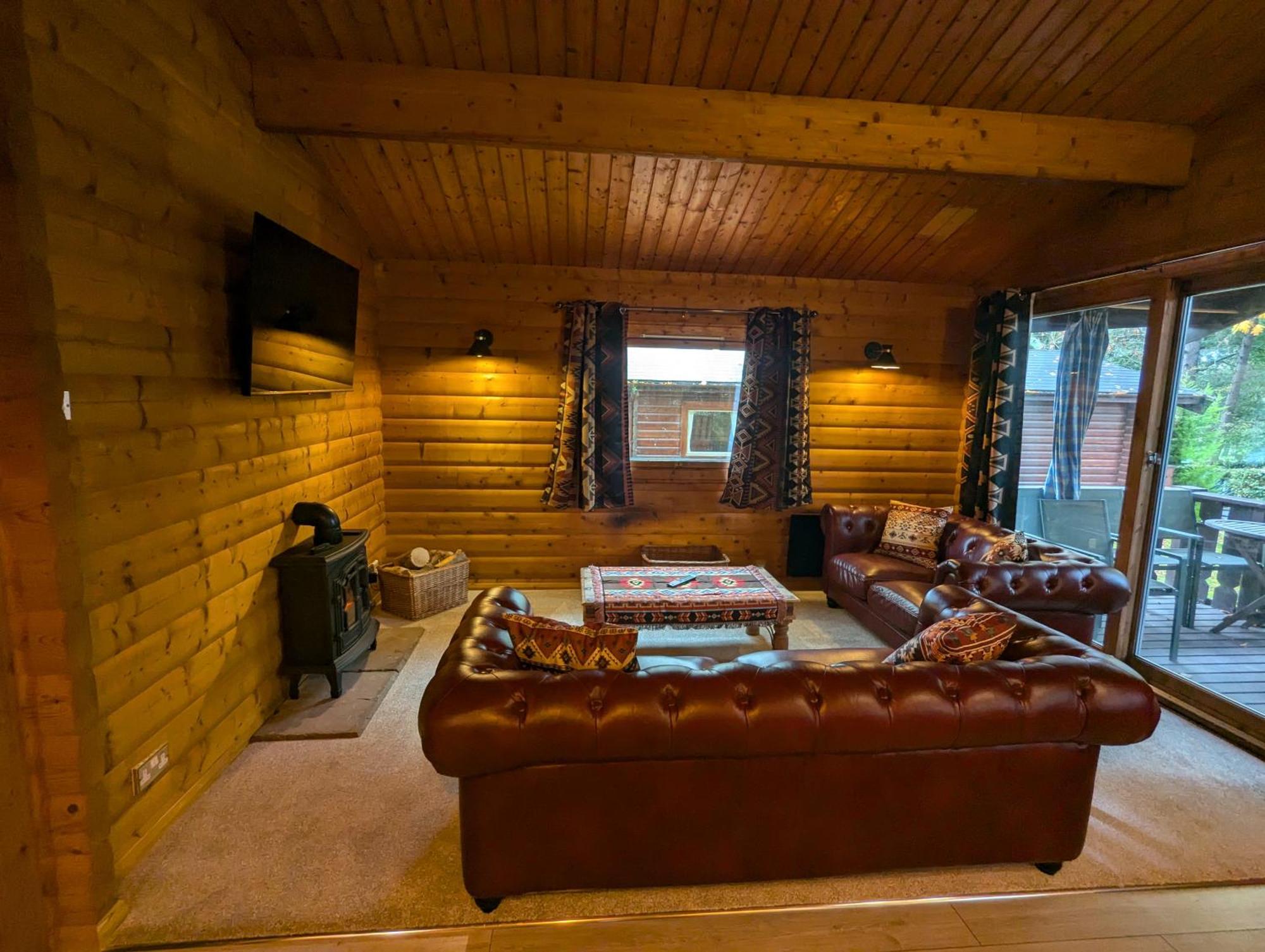 Pineshadow Lodge-Dog Friendly Kenwick Park Louth لاوث المظهر الخارجي الصورة