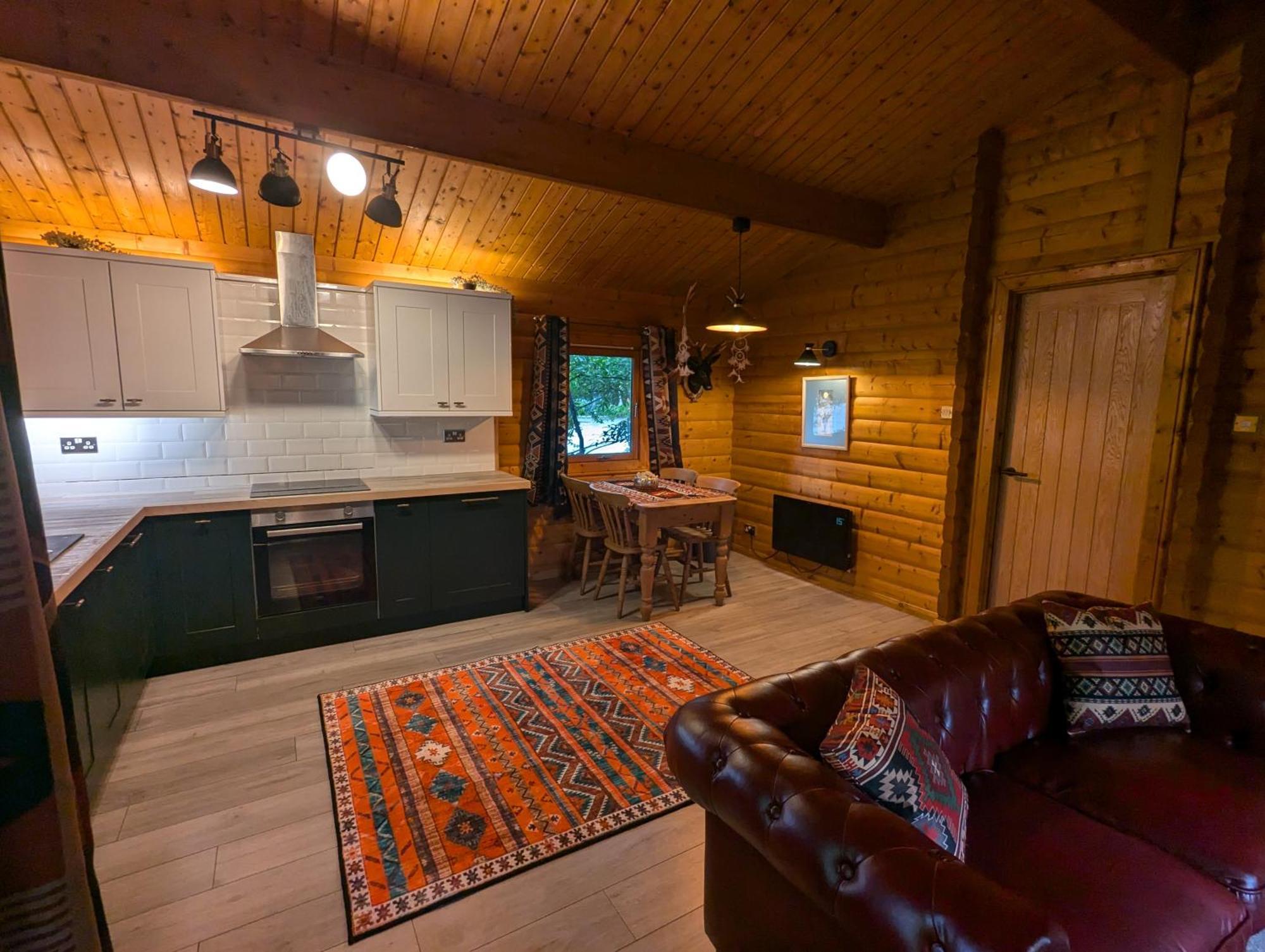 Pineshadow Lodge-Dog Friendly Kenwick Park Louth لاوث المظهر الخارجي الصورة