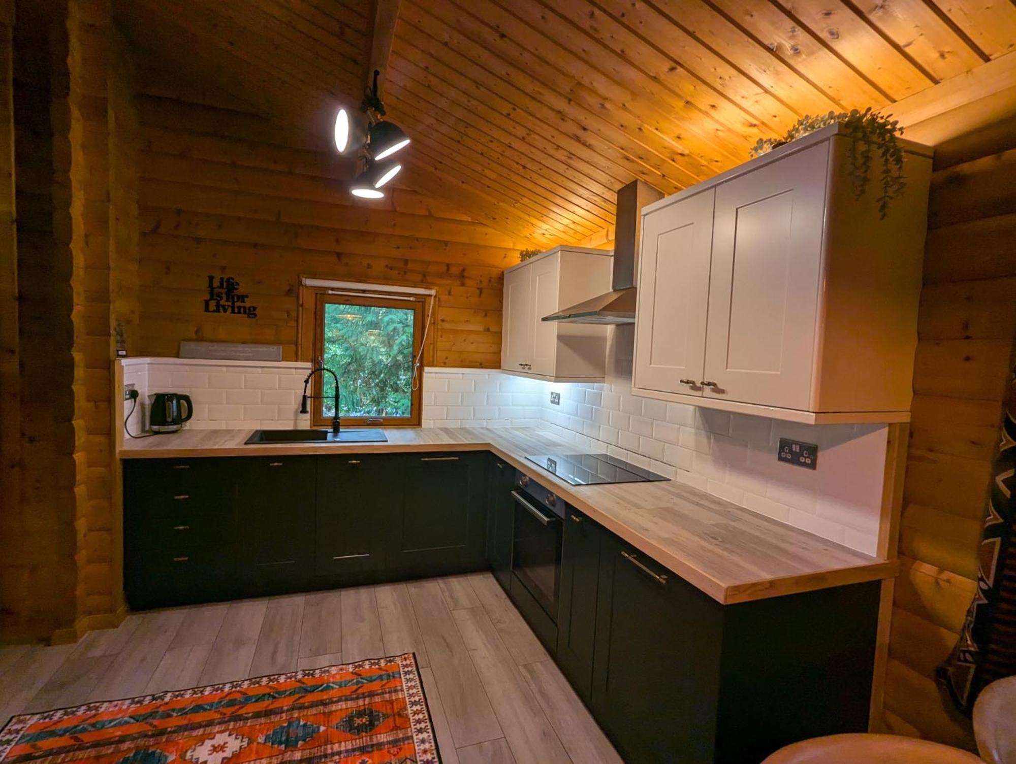Pineshadow Lodge-Dog Friendly Kenwick Park Louth لاوث المظهر الخارجي الصورة
